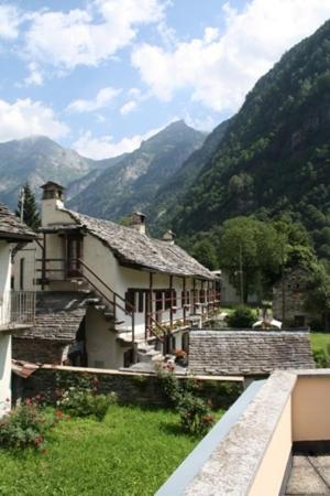 Ristorante Alpino Otel Sonogno Dış mekan fotoğraf