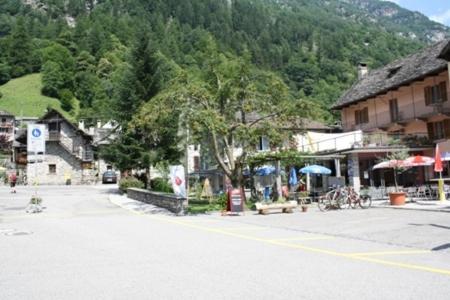 Ristorante Alpino Otel Sonogno Dış mekan fotoğraf